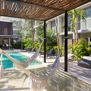 Stylish For 4 Rooftop & Pool Access Tulum